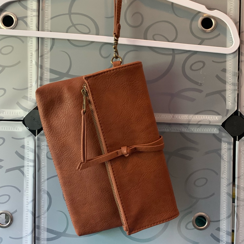 Universal thread clutch